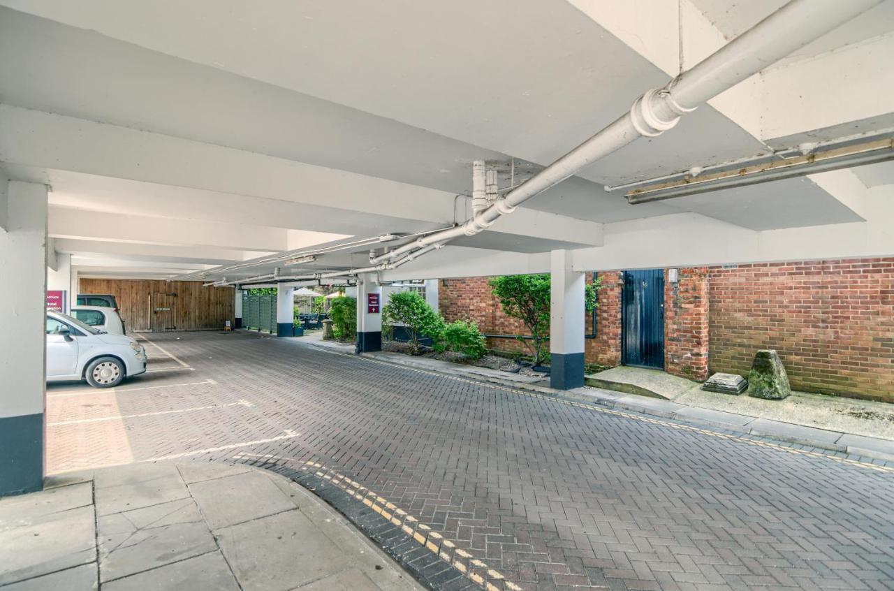 Mercure Salisbury White Hart Hotel & Apartments Zewnętrze zdjęcie