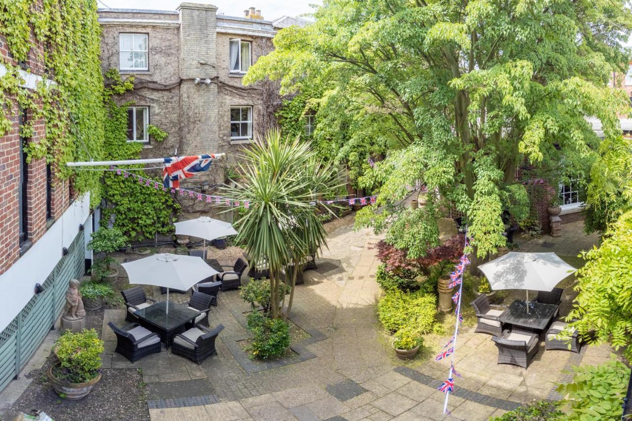 Mercure Salisbury White Hart Hotel & Apartments Zewnętrze zdjęcie