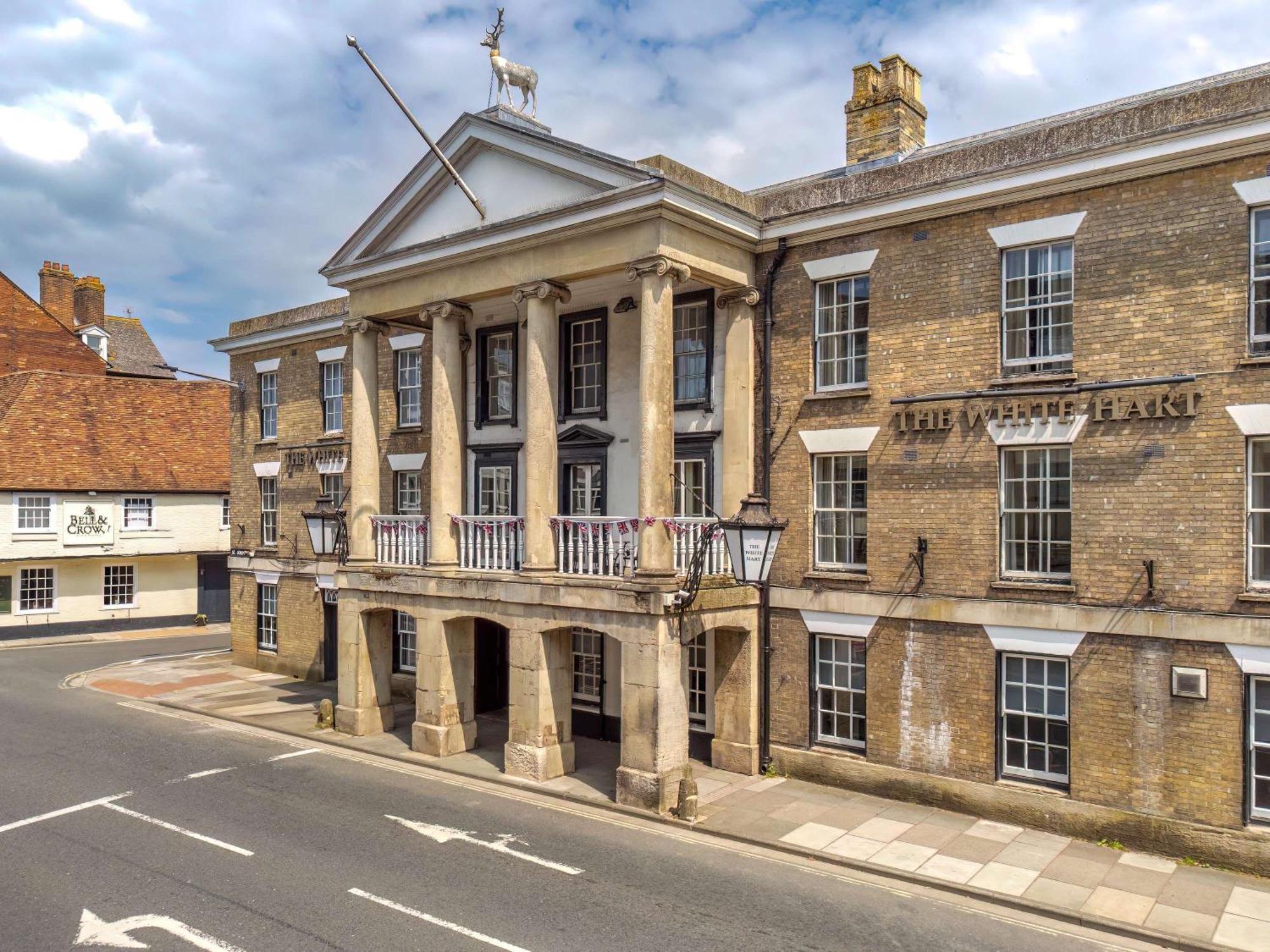 Mercure Salisbury White Hart Hotel & Apartments Zewnętrze zdjęcie