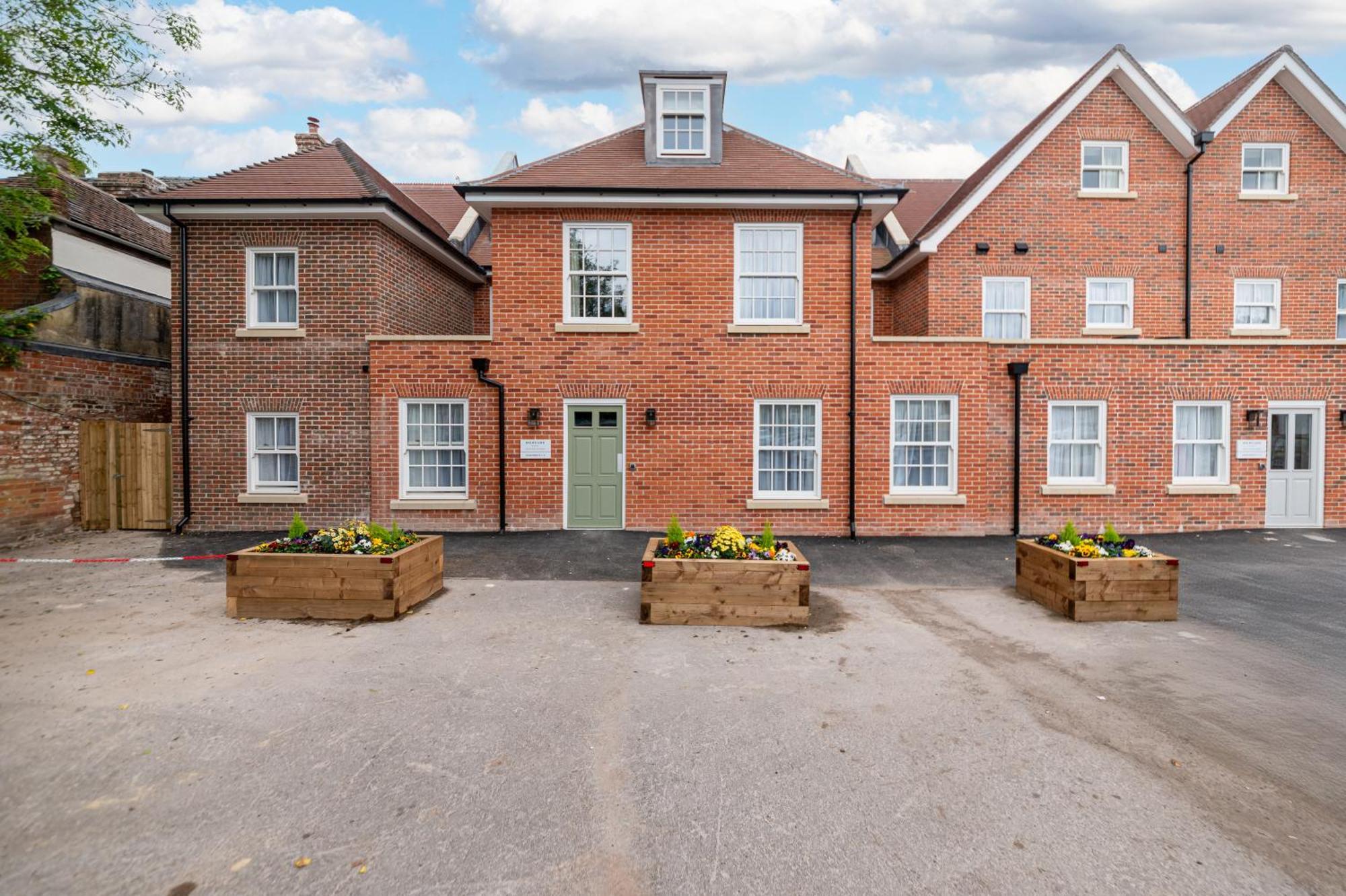 Mercure Salisbury White Hart Hotel & Apartments Zewnętrze zdjęcie