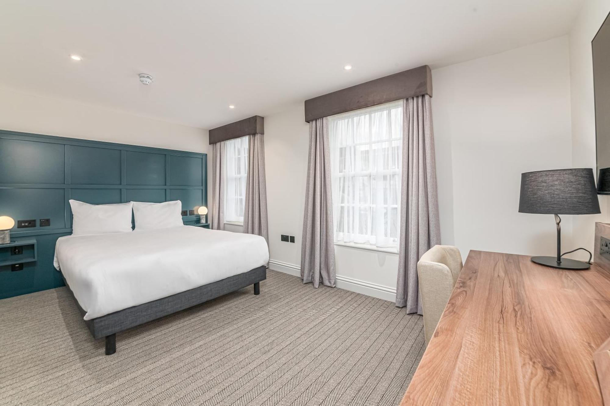 Mercure Salisbury White Hart Hotel & Apartments Zewnętrze zdjęcie