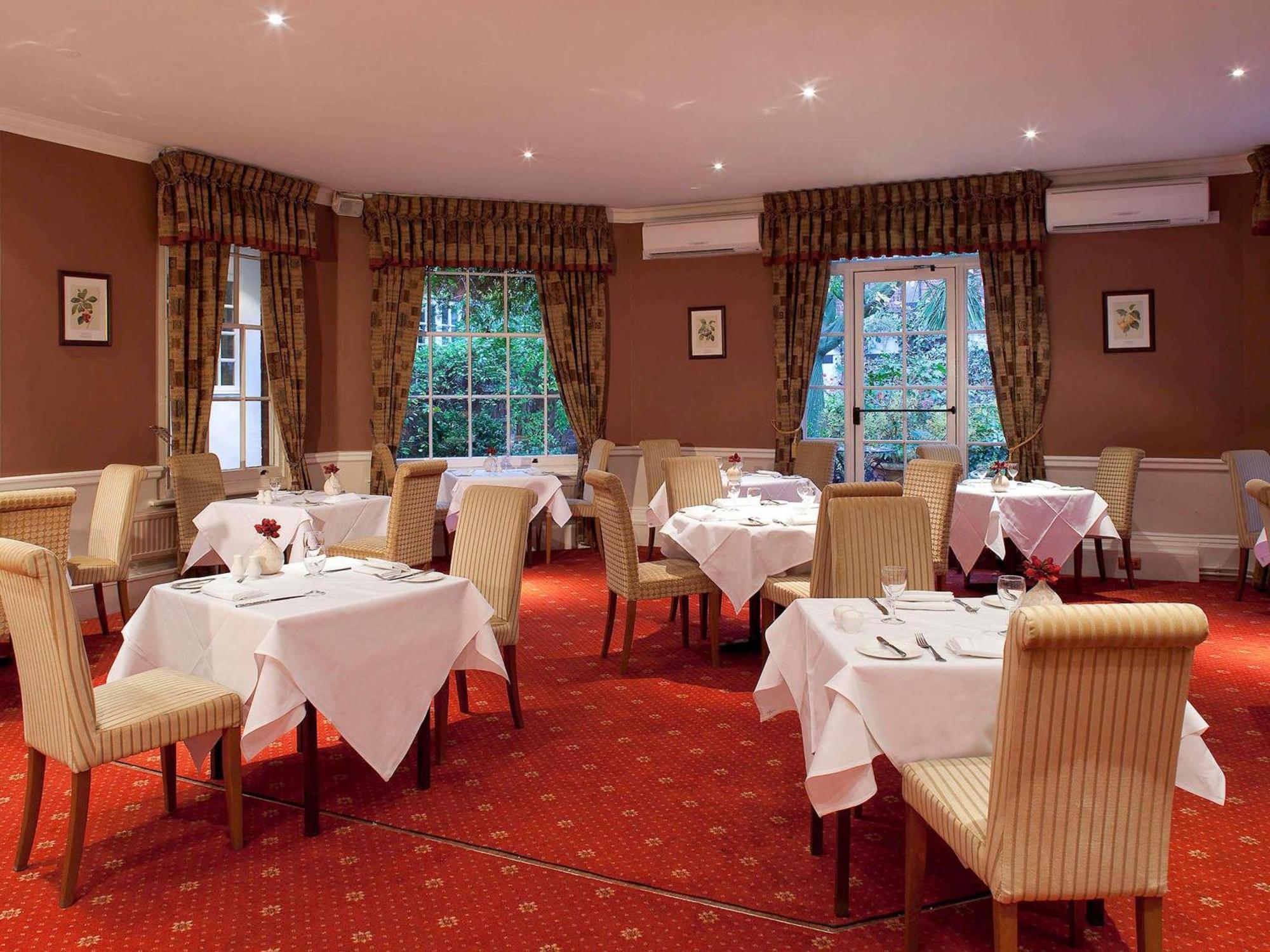Mercure Salisbury White Hart Hotel & Apartments Zewnętrze zdjęcie